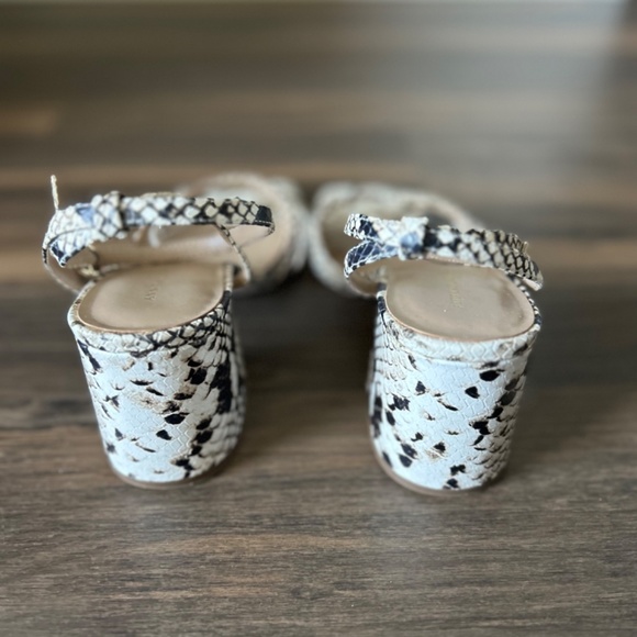 Ann Taylor block heel snake print shoes - Picture 4 of 10